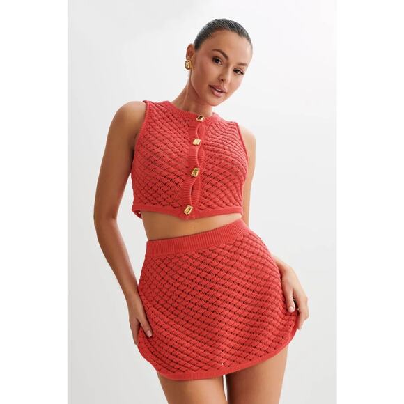 Meshki Lorenza Crochet Button Down Crop Top Pomegranate - M - Picture 2 of 6